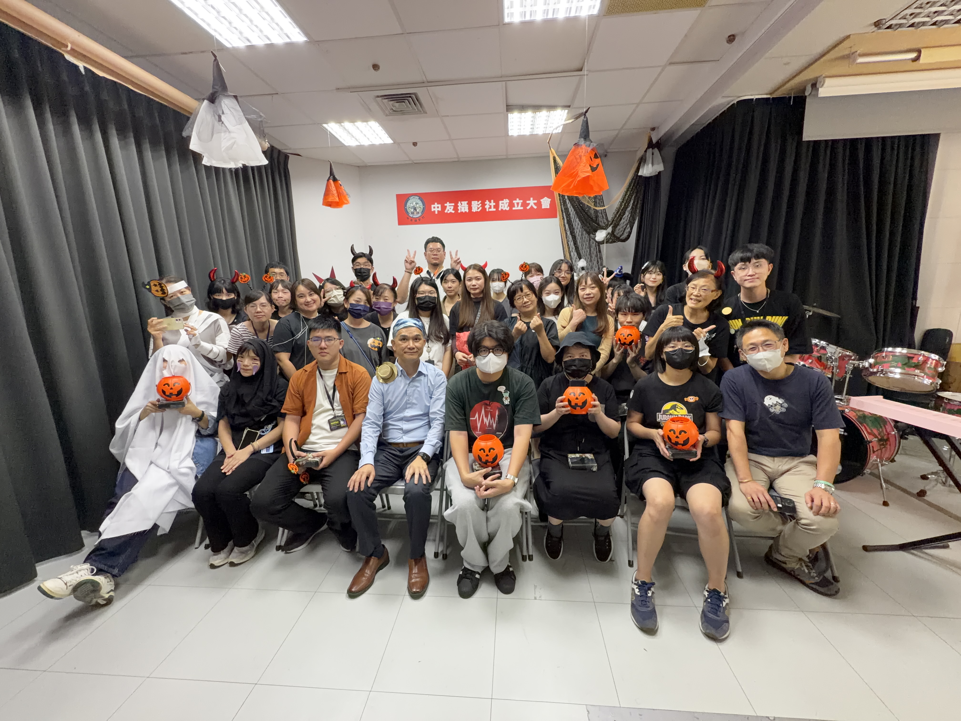 中友攝影社202510成立